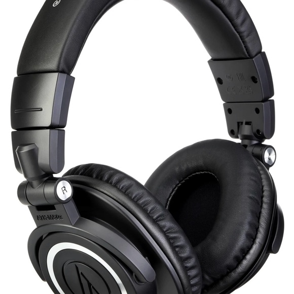 Audio Technica ATH-M50x Closed-back Studio Monitoring Headphones - Picture 2 of 10